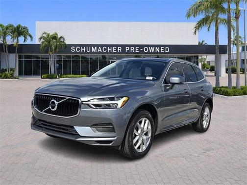 2020 Volvo XC60 T5 Momentum