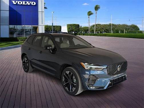 2026 Volvo XC60 B5 Plus