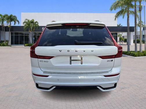 Crystal White Metallic 2024 Volvo XC60 B5 Plus Dark Theme