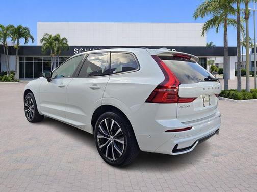Crystal White Metallic 2024 Volvo XC60 B5 Plus Dark Theme