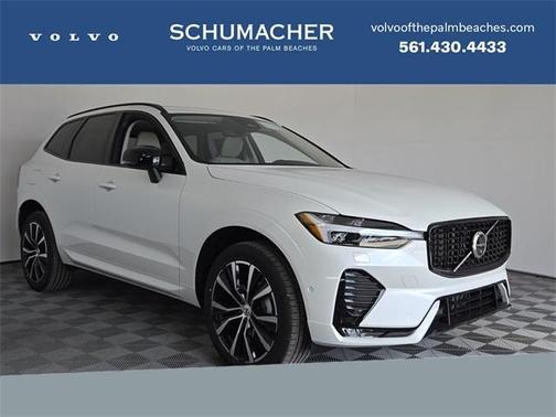 2025 Volvo XC60 B5 Ultra