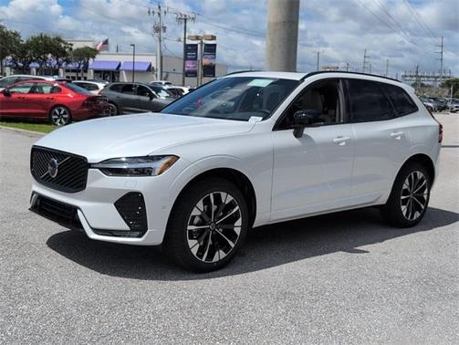 2026 Volvo XC60 B5 Plus