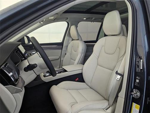 2026 Volvo XC90 B6 Ultra 7-Seater