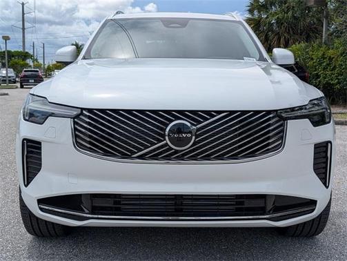 2026 Volvo XC90 Plug-In Hybrid T8 Core