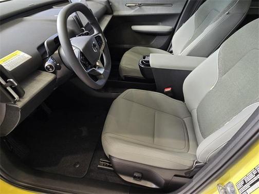 2025 Volvo EX30 Twin Motor Plus