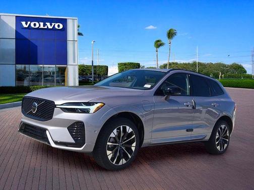 Aurora Blue 2026 Volvo XC60 Plug-In Hybrid T8 Plus
