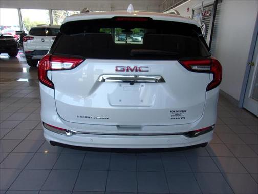2022 GMC Terrain Denali