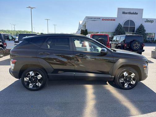 Abyss Black 2025 Hyundai KONA SEL