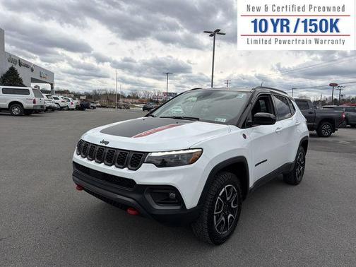 2025 Jeep Compass Trailhawk