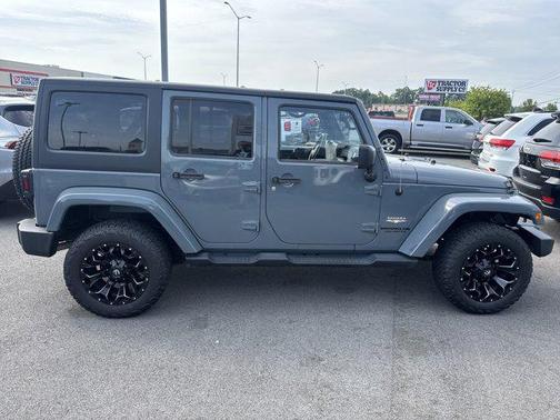 2015 Jeep Wrangler Unlimited Sahara