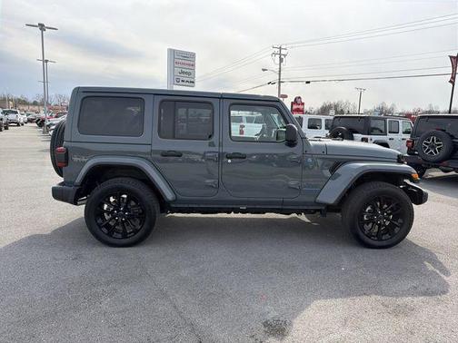 2025 Jeep Wrangler 4xe Sahara