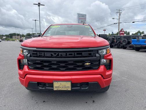2024 Chevrolet Silverado 1500 Custom