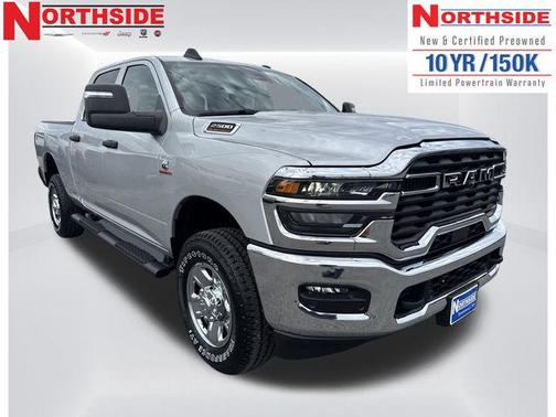 2026 RAM 2500 Tradesman Crew Cab 4x4 6'4' Box