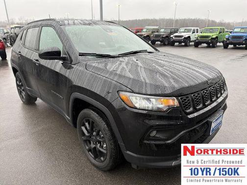 Diamond Black Crystal Pearlcoat 2026 Jeep Compass Latitude