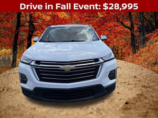 2023 Chevrolet Traverse LT Leather