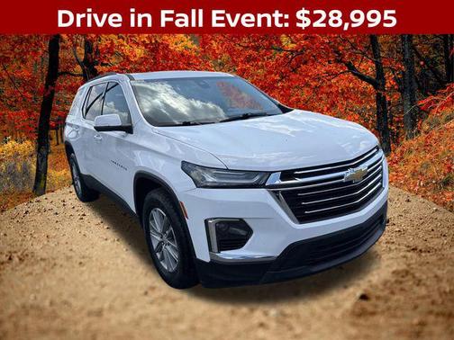 2023 Chevrolet Traverse LT Leather