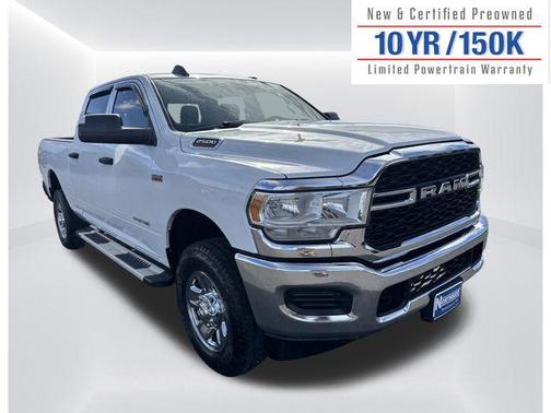 2022 RAM 2500 Tradesman Crew Cab 4x4 6'4' Box