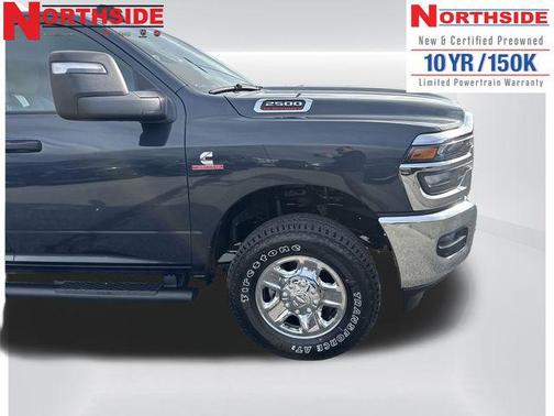 2026 RAM 2500 Tradesman Crew Cab 4x4 6'4' Box