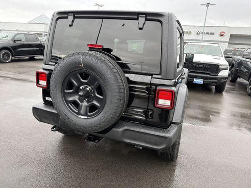 Black Clearcoat 2026 Jeep Wrangler Sport