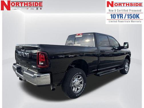 2026 RAM 2500 Tradesman Crew Cab 4x4 6'4' Box