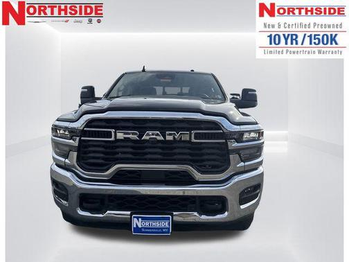 2026 RAM 2500 Tradesman Crew Cab 4x4 6'4' Box