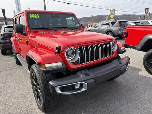 2025 Jeep Wrangler 4xe Sahara
