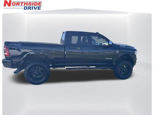 2022 RAM 3500 Laramie Crew Cab 4x4 6'4' Box