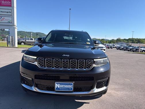 Diamond Black Crystal Pearlcoat 2021 Jeep Grand Cherokee L Summit