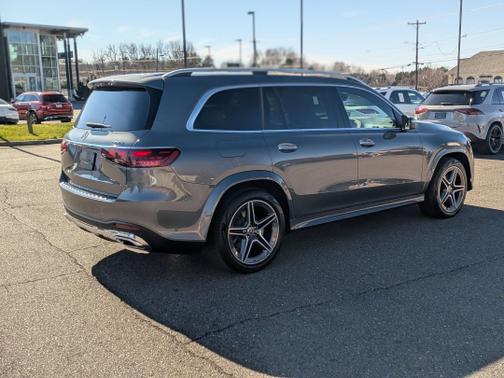 2025 Mercedes-Benz GLS 450 4MATIC