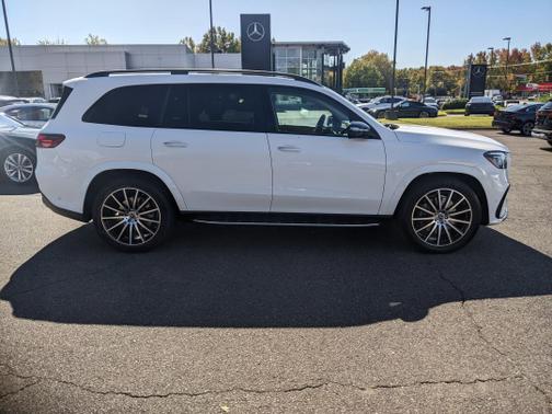 2024 Mercedes-Benz GLS 450 4MATIC