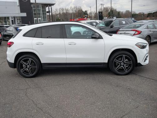 2025 Mercedes-Benz GLA 250 