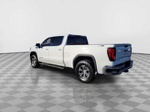 2020 GMC Sierra 1500 SLE