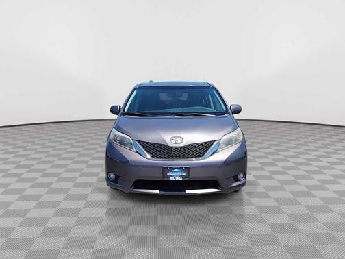 2017 Toyota Sienna SE Premium
