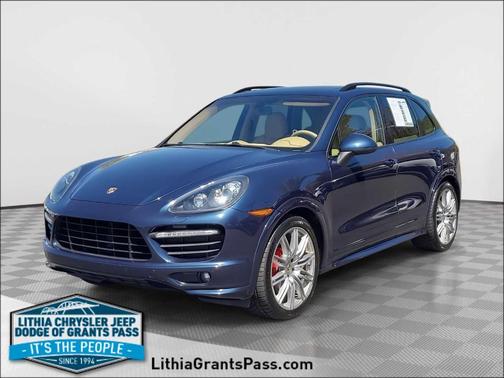 2013 Porsche Cayenne GTS