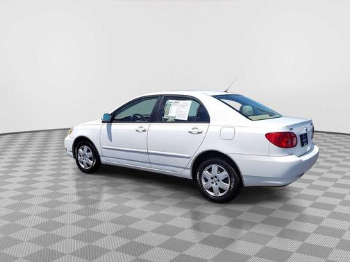 2005 Toyota Corolla LE