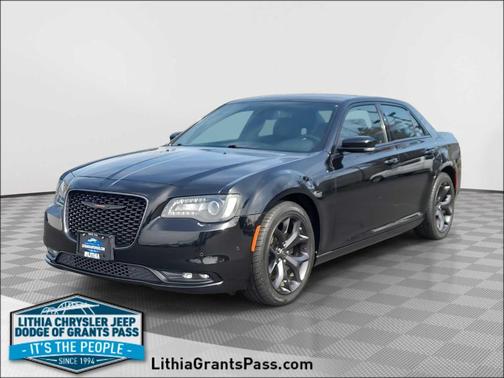 2021 Chrysler 300 S