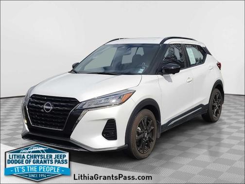 2024 Nissan Kicks SR