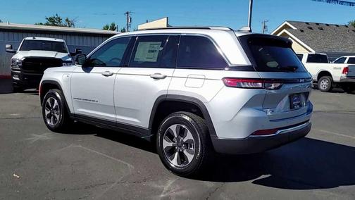 2024 Jeep Grand Cherokee 4xe Base