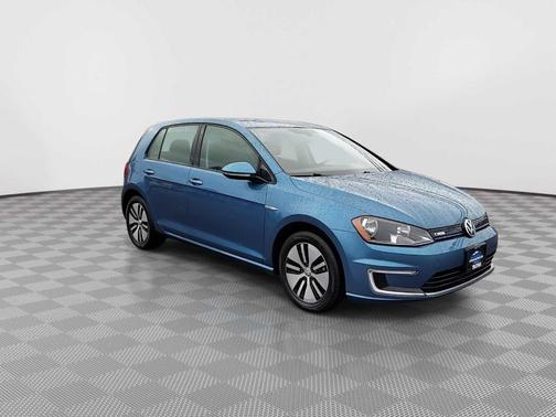 2016 Volkswagen e-Golf SE