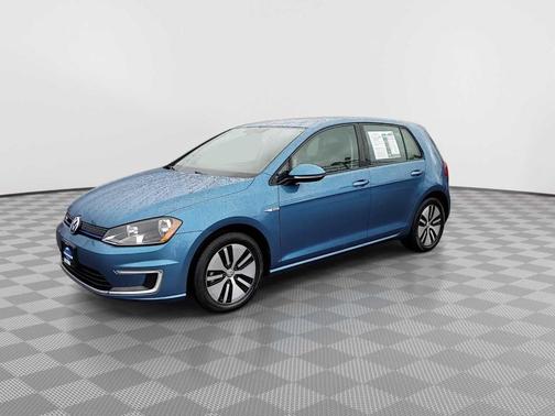 2016 Volkswagen e-Golf SE