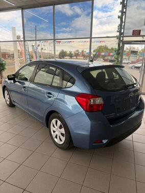 2016 Subaru Impreza 2.0i
