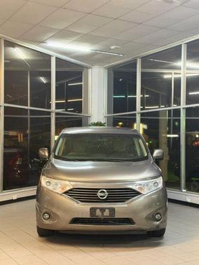 Gray 2015 Nissan Quest SV