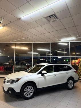 2018 Subaru Outback 2.5i Premium