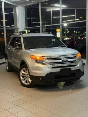 Ingot Silver Metallic 2013 Ford Explorer XLT
