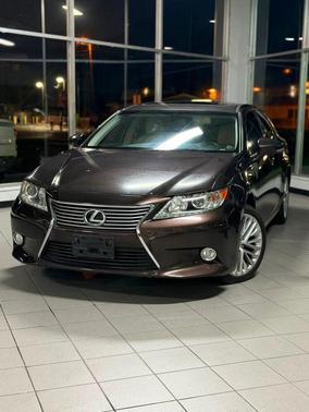 Brown 2013 Lexus ES 350 Base