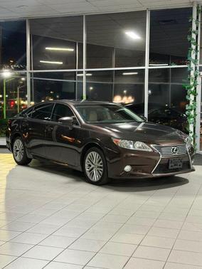 Brown 2013 Lexus ES 350 Base