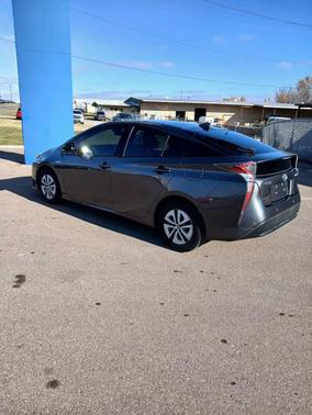 2018 Toyota Prius Four Touring