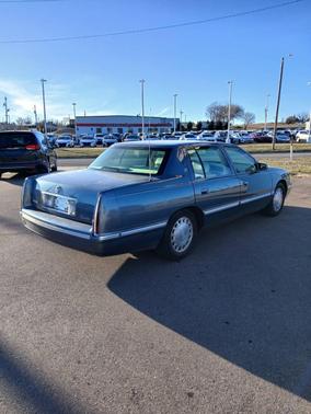 1999 Cadillac DeVille Base