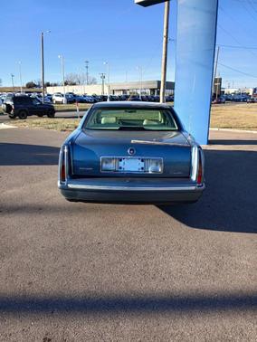 1999 Cadillac DeVille Base