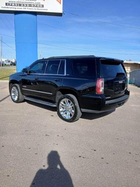 2017 GMC Yukon SLT